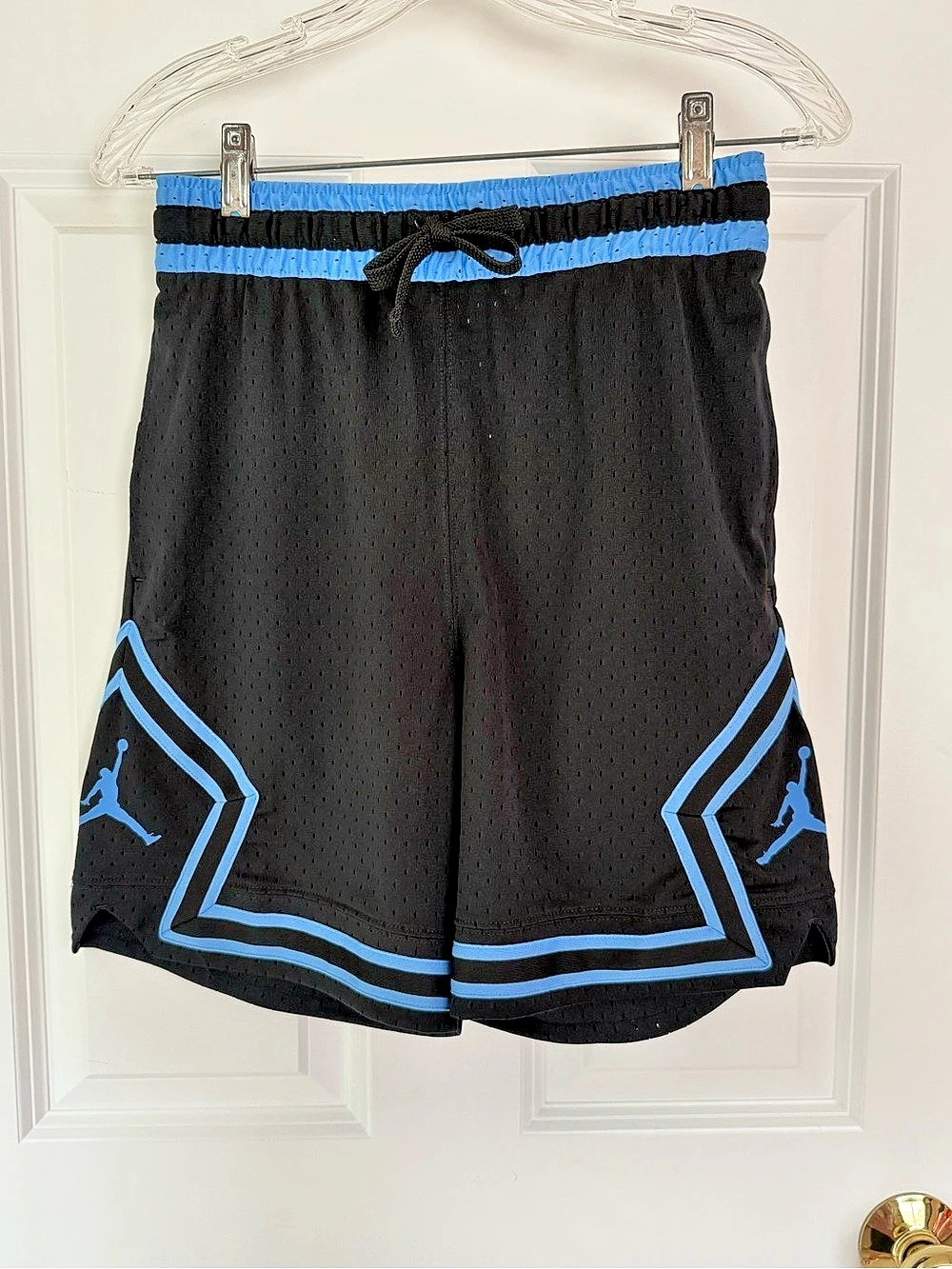Jordan Dri-FIT Men’s Size Small Basketball Shorts Black with Blue
